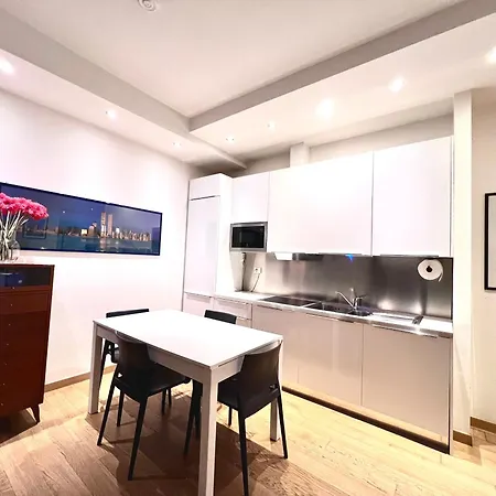 Daire Qg Tacito 90 Roma